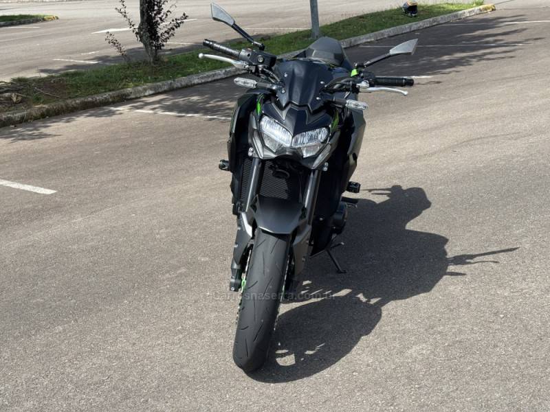KAWASAKI - Z900 - 2023/2023 - Verde - R$ 58.700,00