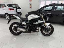 TRIUMPH - STREET TRIPLE 675 - 2016/2016 - Branca - R$ 32.000,00