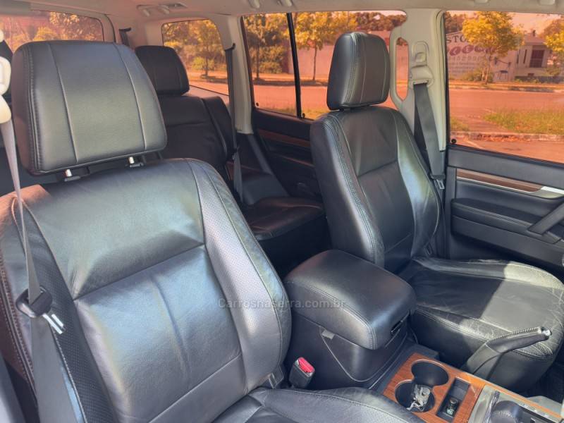 MITSUBISHI - PAJERO FULL - 2008/2008 - Prata - R$ 83.900,00