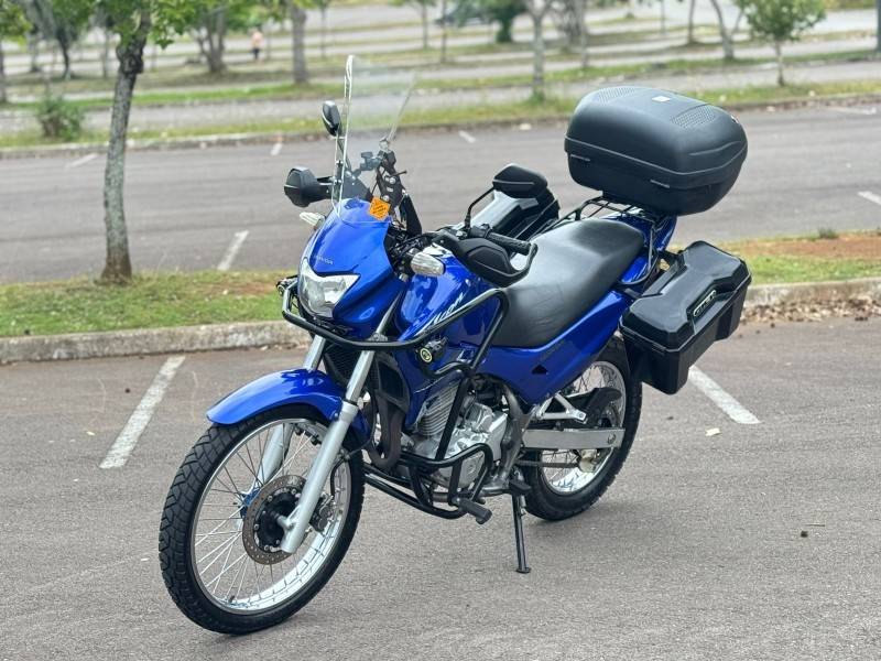 HONDA - NX4 FALCON - 2003/2003 - Azul - R$ 16.000,00