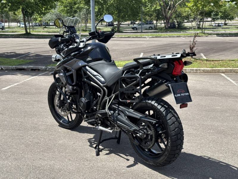 TRIUMPH - TIGER 800 - 2016/2017 - Preta - R$ 48.900,00