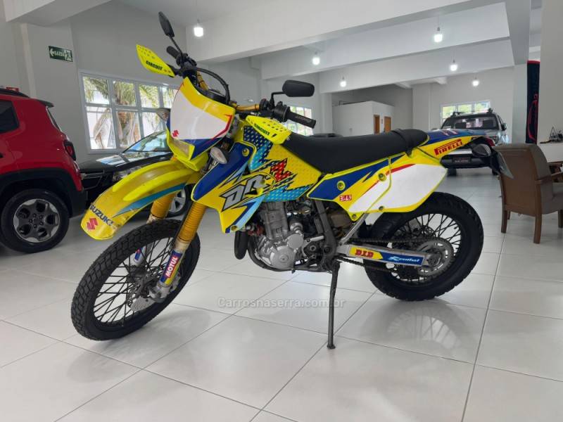 SUZUKI - DR-Z 400E - 2003/2003 - Amarela - R$ 18.900,00