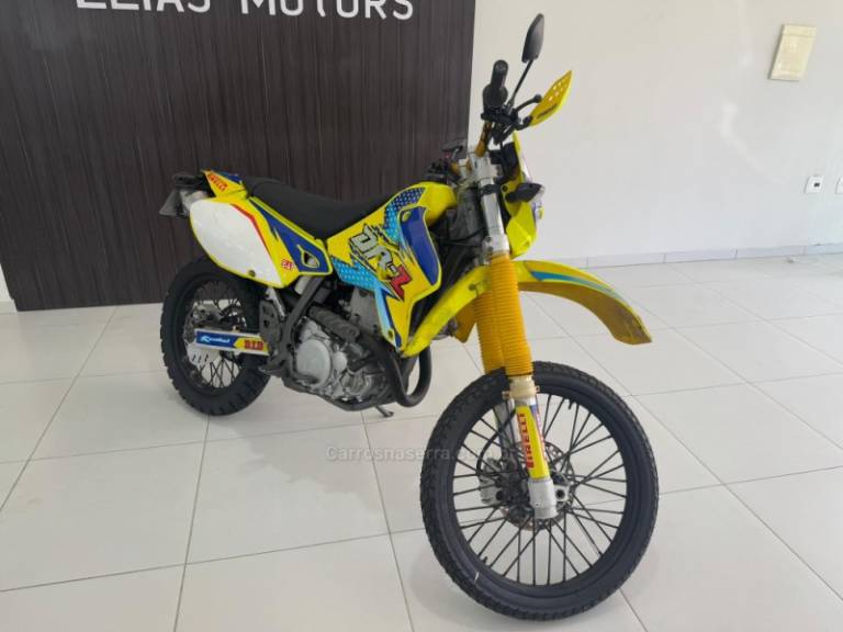 SUZUKI - DR-Z 400E - 2003/2003 - Amarela - R$ 18.900,00