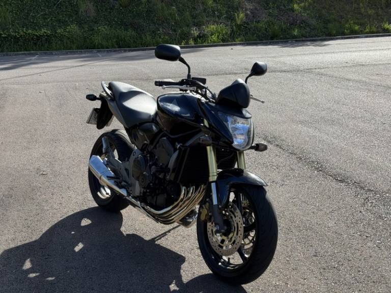 HONDA - CB 600F - 2008/2009 - Preta - R$ 43.000,00