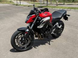 HONDA - CB 650 - 2017/2018 - Vermelha - R$ 45.000,00