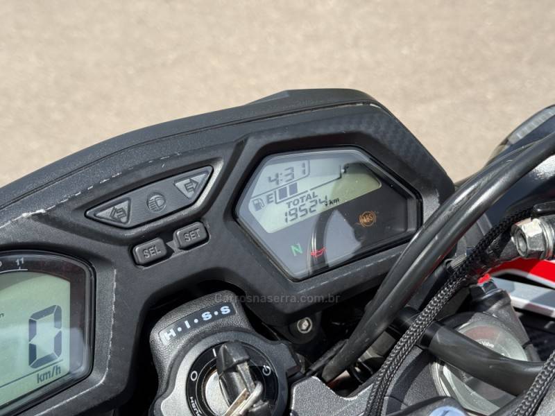 HONDA - CB 650 - 2017/2018 - Vermelha - R$ 45.000,00