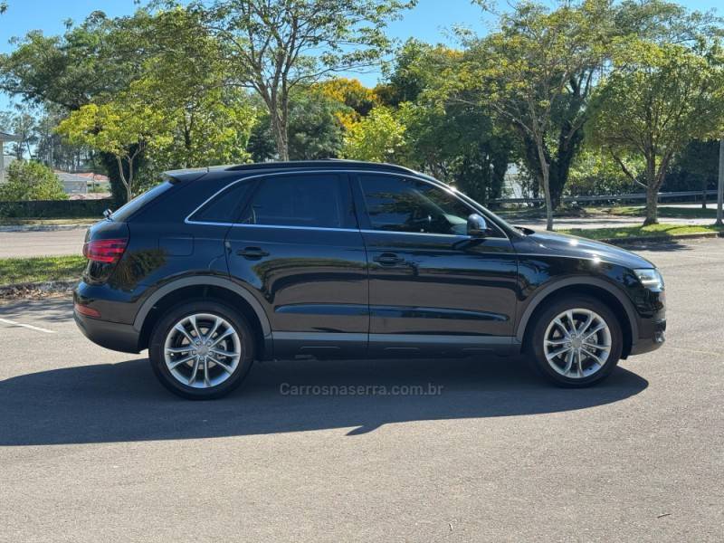 AUDI - Q3 - 2015/2015 - Preta - R$ 92.500,00