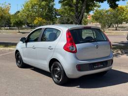 FIAT - PALIO - 2013/2014 - Prata - R$ 42.500,00