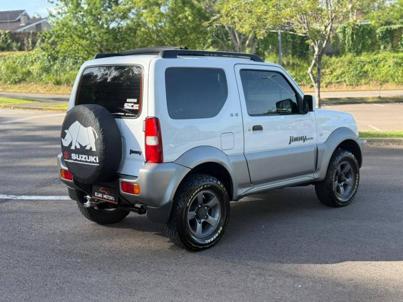 SUZUKI - JIMNY - 2015/2015 - Branca - R$ 79.900,00