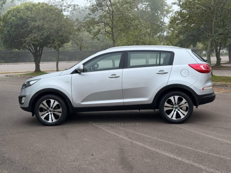 KIA MOTORS - SPORTAGE - 2012/2013 - Prata - R$ 72.000,00