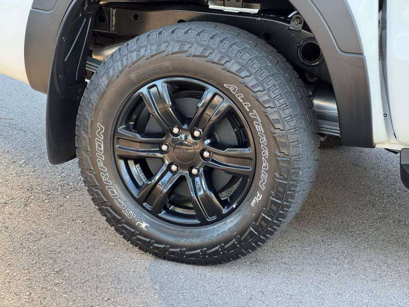 FORD - RANGER - 2020/2020 - Branca - R$ 174.900,00