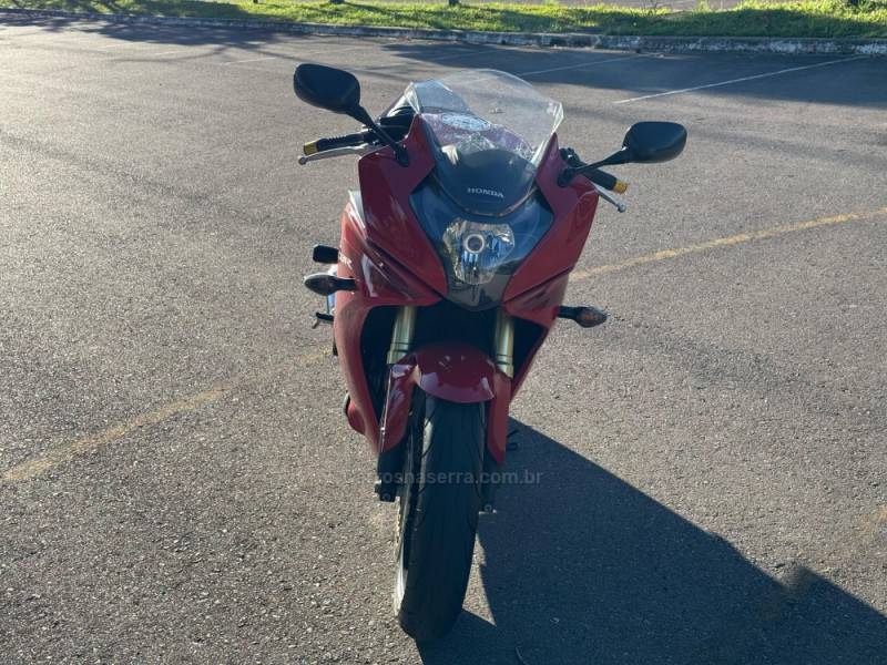 HONDA - CBR 600F - 2014/2014 - Vermelha - R$ 44.900,00