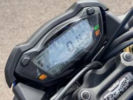 SUZUKI - GSX - 2015/2016 - Azul - R$ 53.900,00